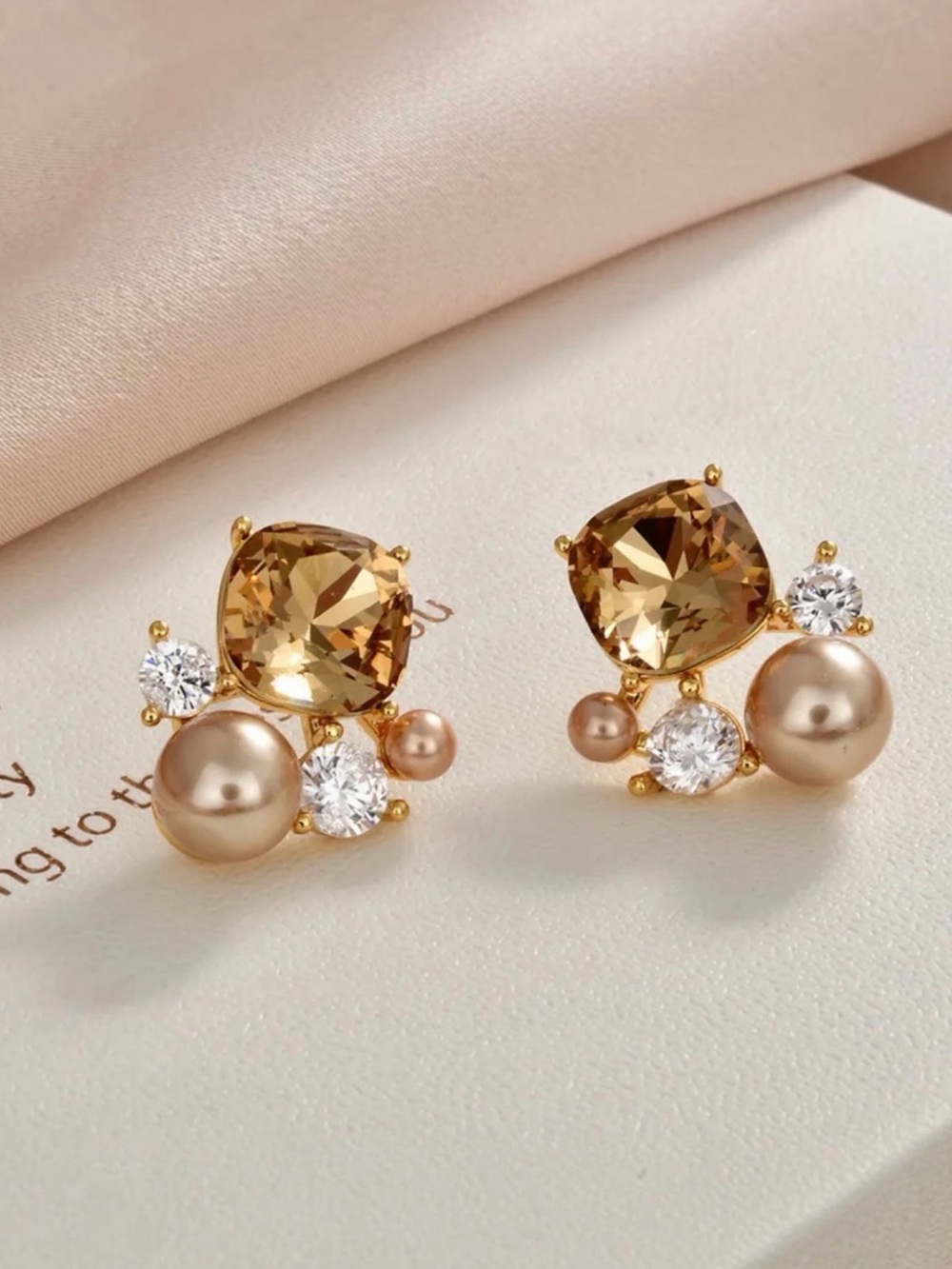 Crystal Cluster Earrings NWT 18KT Gold Plated Brass - Picture 2 of 3